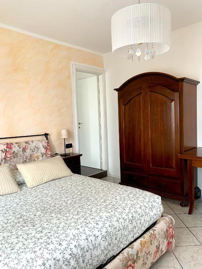 Appartamenti Villa Lina Desenzano del Garda Exterior photo