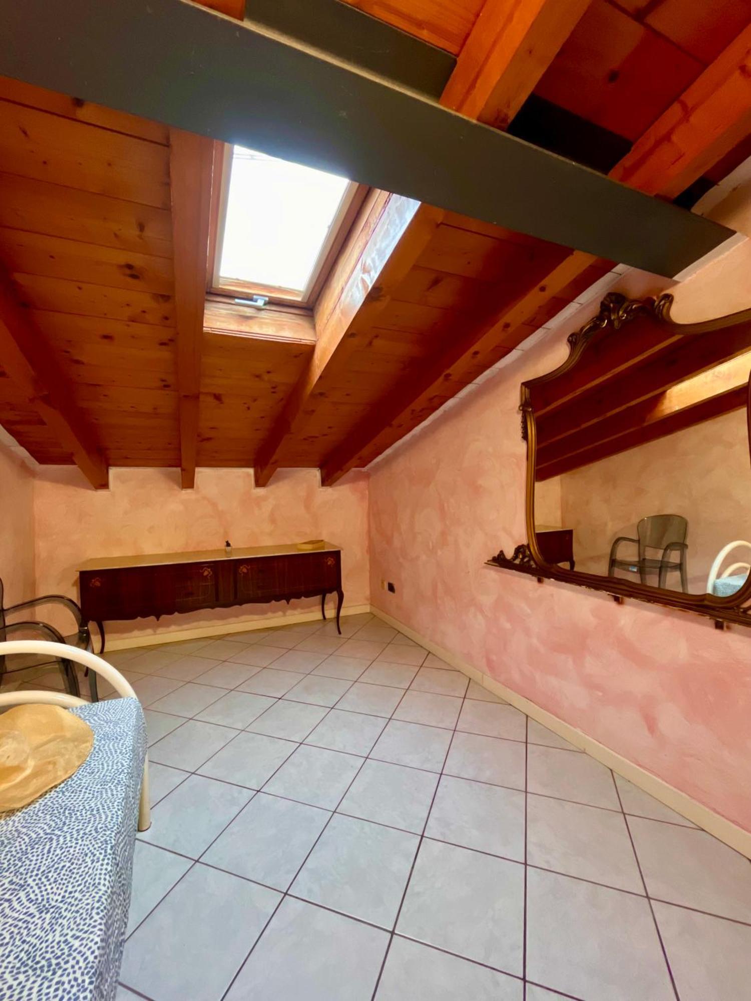 Appartamenti Villa Lina Desenzano del Garda Exterior photo